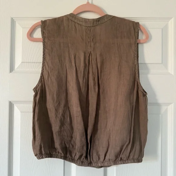 Bella Dahl Brown Sleeveless Blouse with Button Accents - Picture 7 of 7